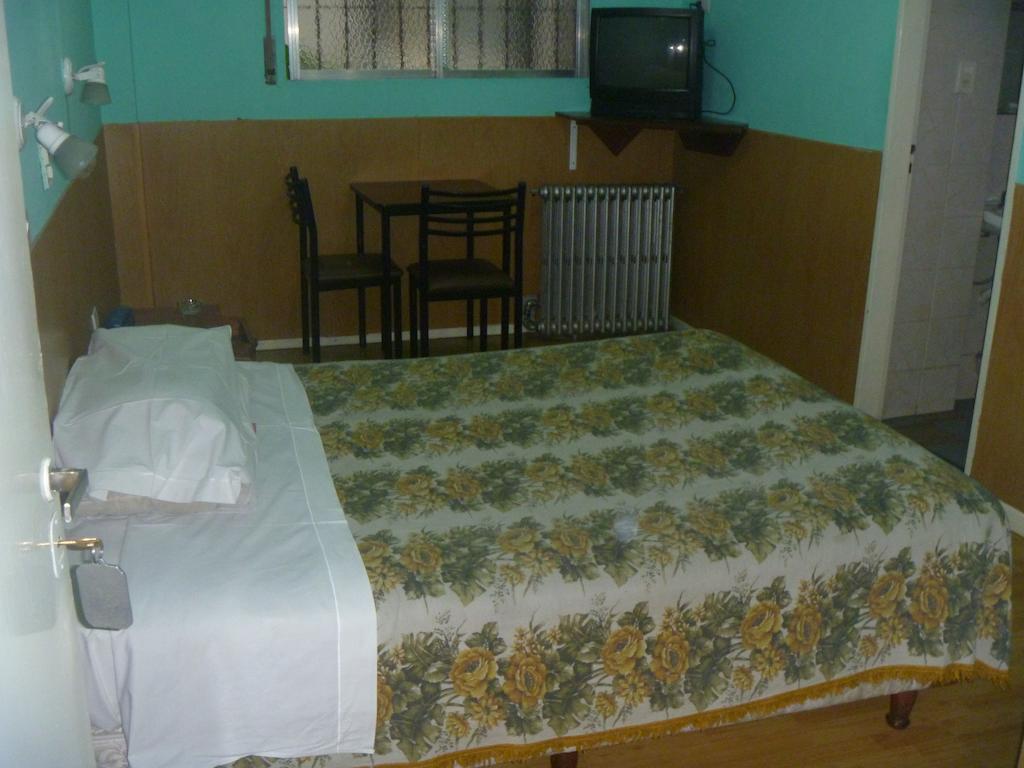 Hotel San Martin Buenos Aires Room photo