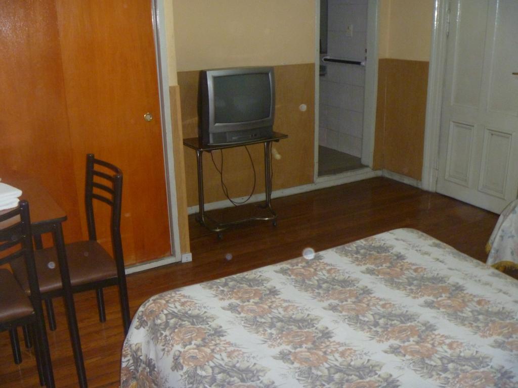 Hotel San Martin Buenos Aires Room photo